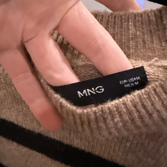 Mango ROUND-NECK STRIPED SWEATER SZ medium - Picture 4 of 8